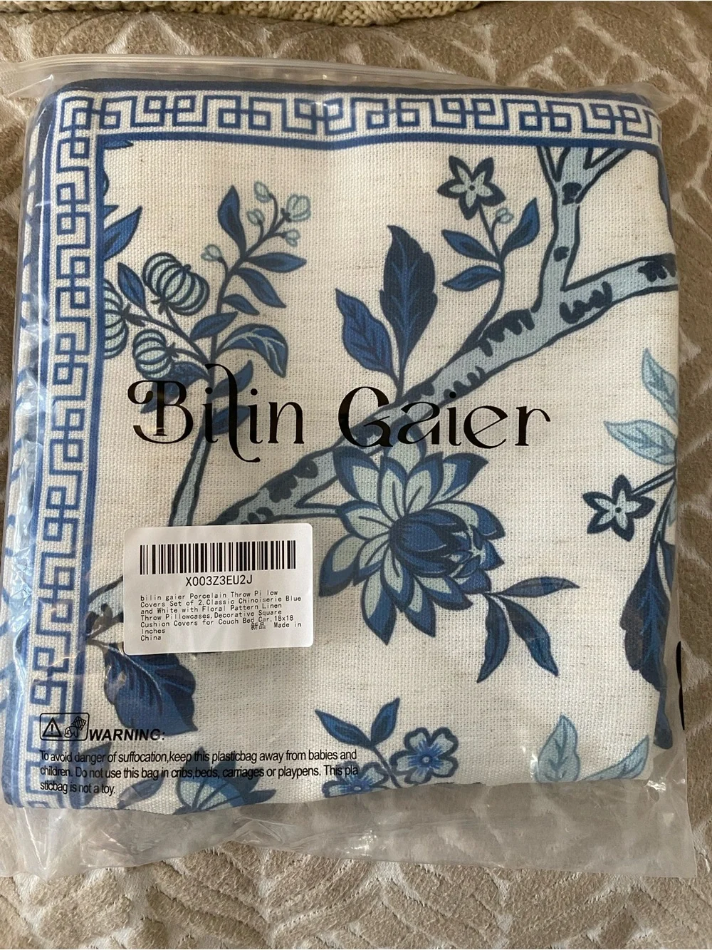 Bilin Gaier elegant blue